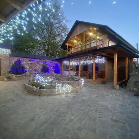 Kozak'S Dream Hotell Kamjanets-Podilskyj Exteriör bild